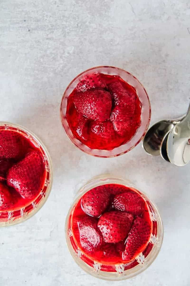strawberries and custard recipe