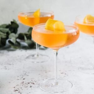 easy pink gin coctail