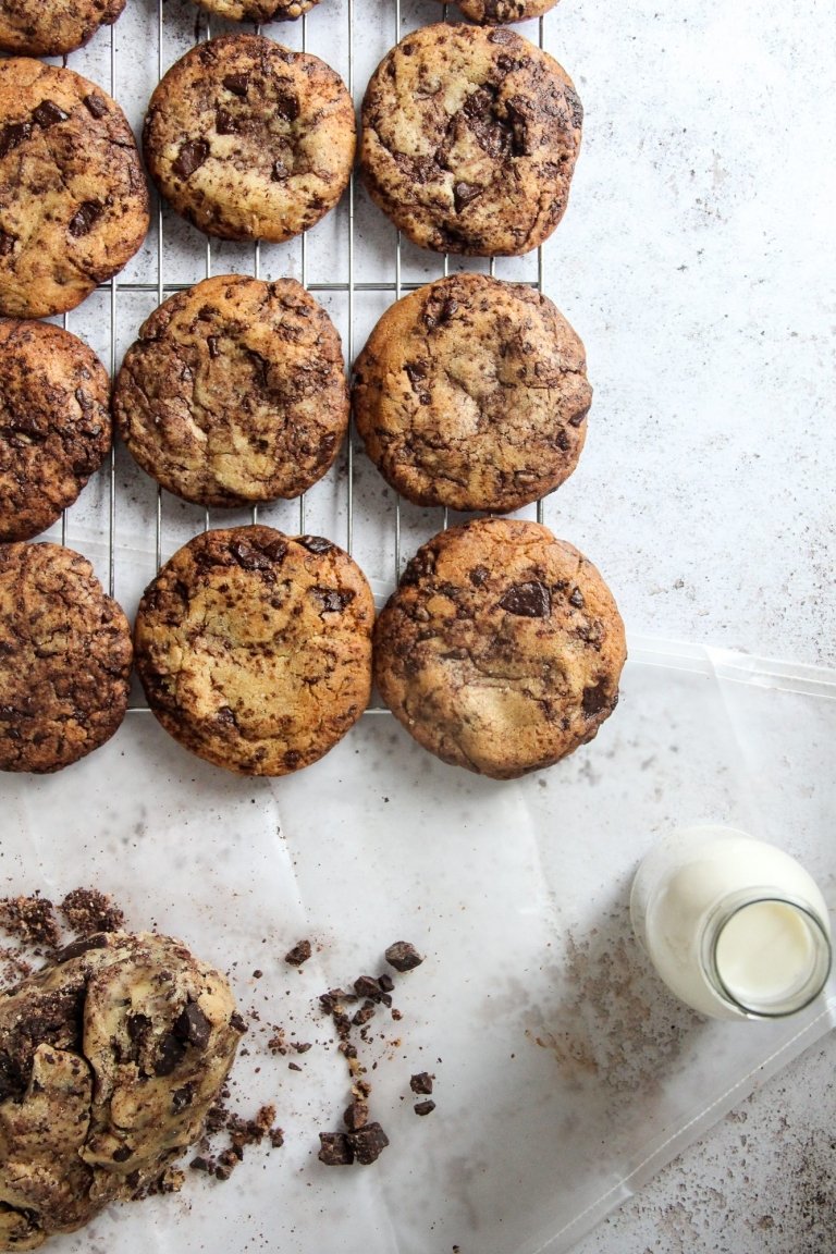 NY Times Chocolate Chip Cookies » roamingtaste.com