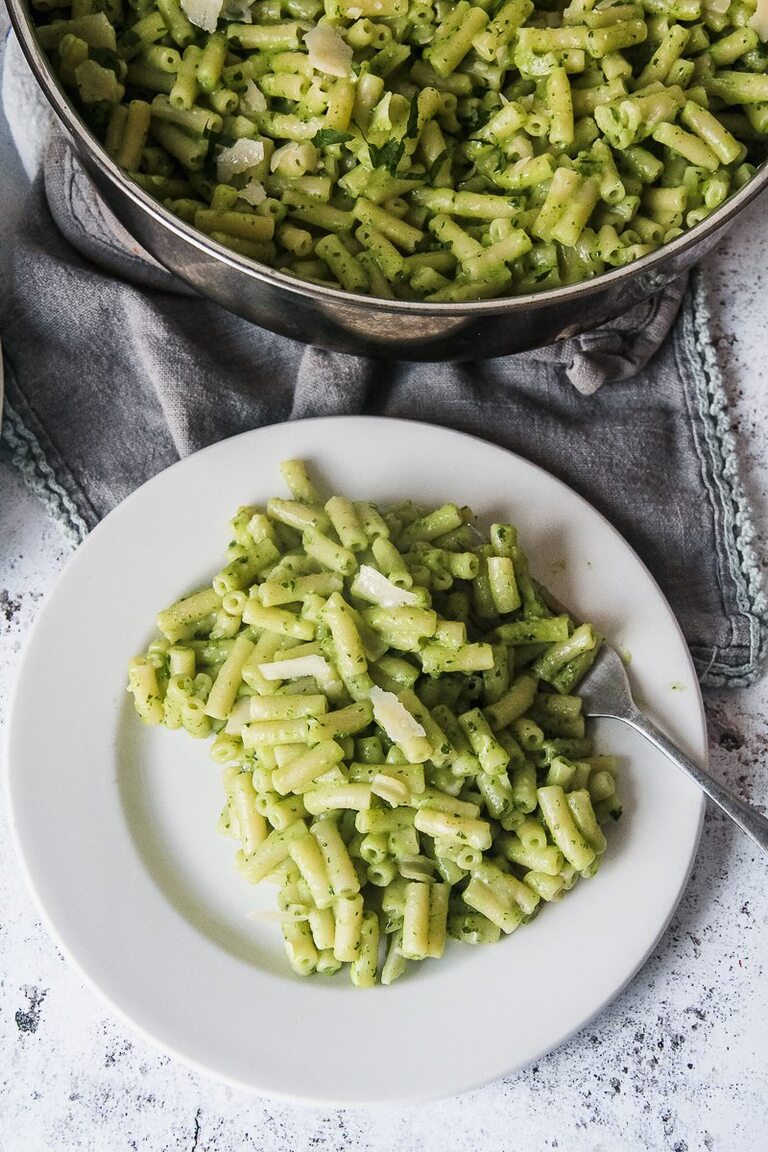 Creamy Parsley Pasta