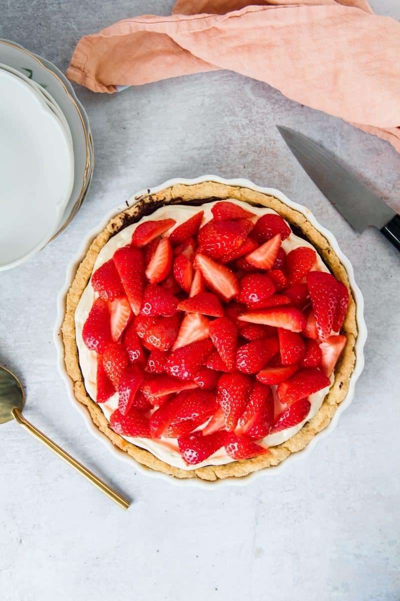 Danish Strawberry Tart - roamingtaste.com